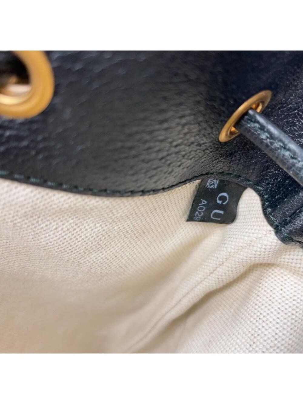 Gucci GG Velvet Drawstring Bucket Shoulder Bag - Picture 11 of 11
